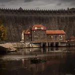 Castle Hill I *